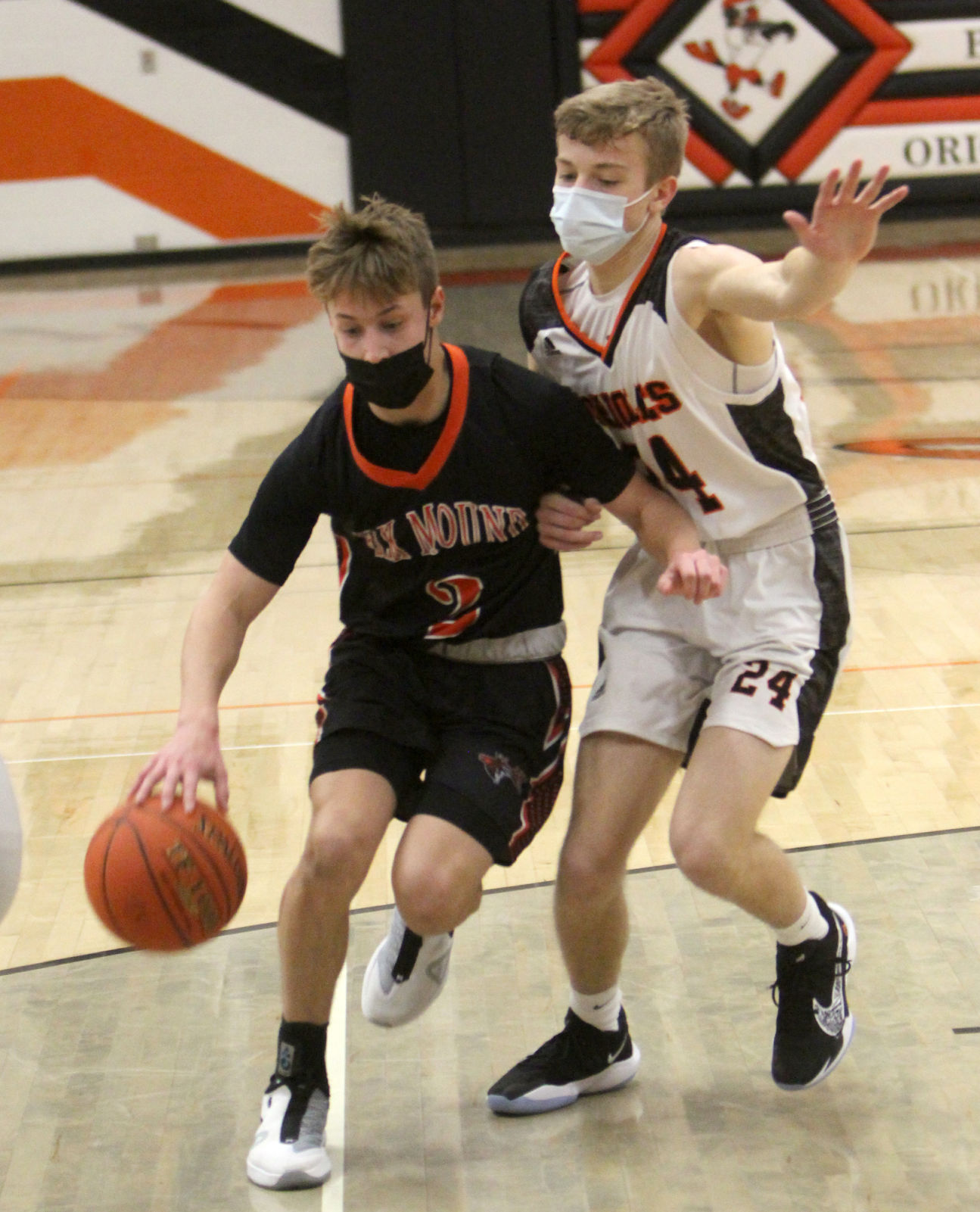 Elk Mound at Stanley-Boyd boys basketball 12-29-20